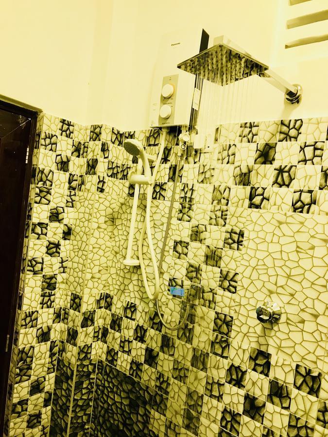 Travellers Halt Hotel Ratnapura Eksteriør billede