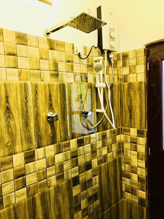 Travellers Halt Hotel Ratnapura Eksteriør billede